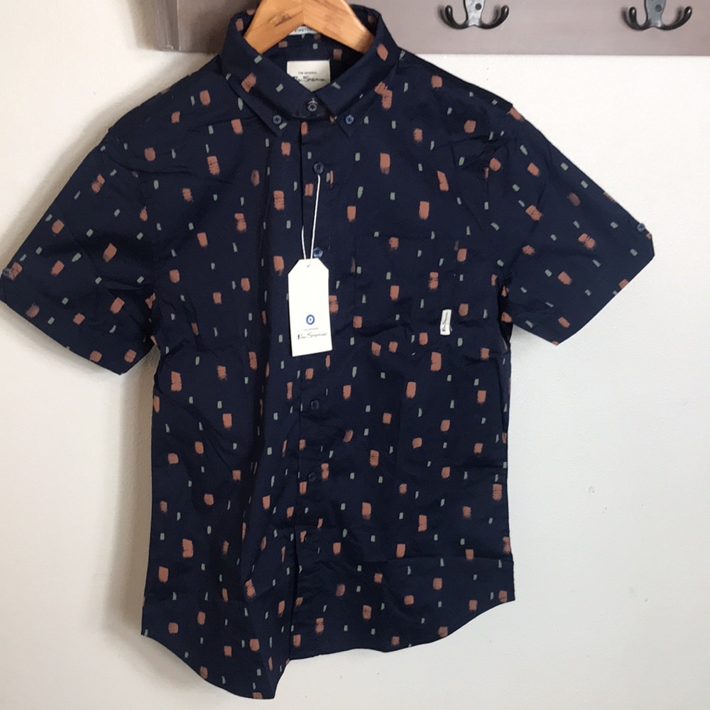 Ben Sherman shirt classic fit, blue button down, short sleeves, size Sma…